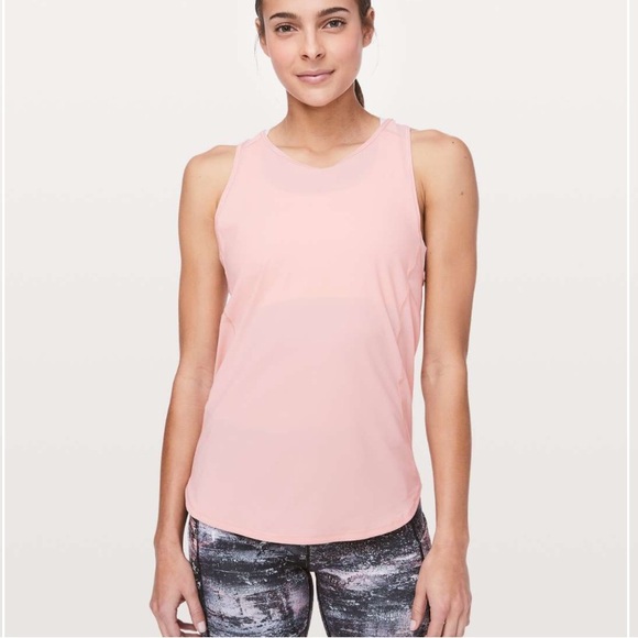 Lululemon Sculpt Tank II top blush pink mesh
Faint Coral - Picture 2 of 5